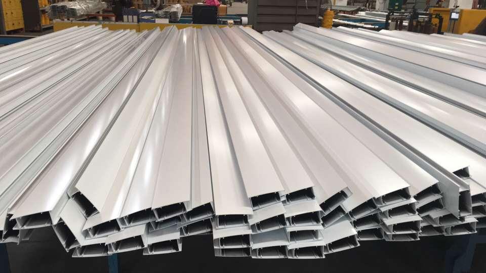 product-1-1 powder coating aluminium profile4.jpg